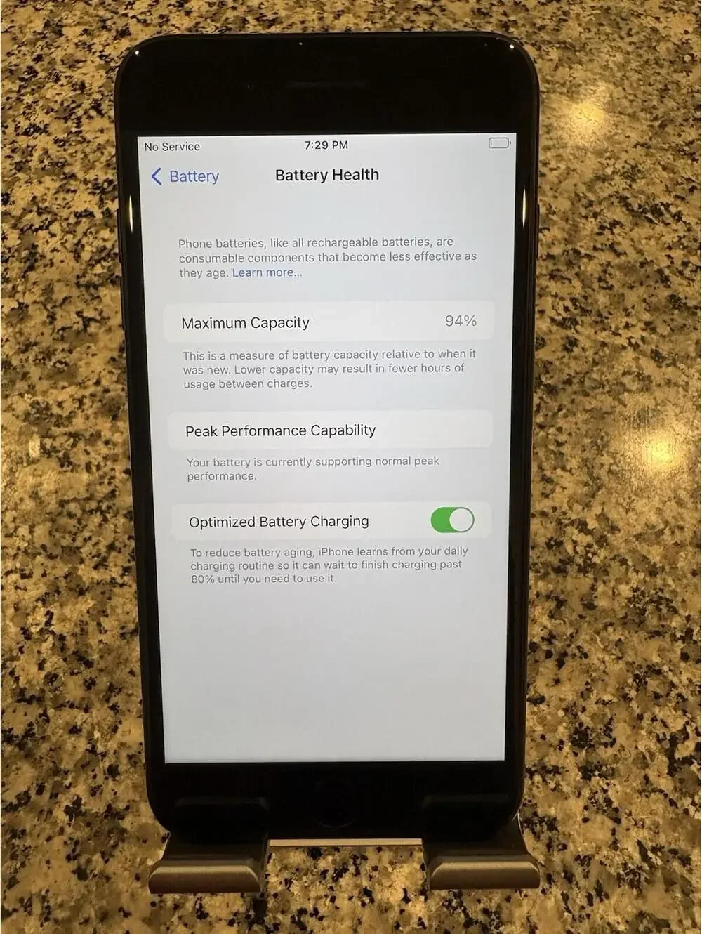 Apple iPhone 7 Plus - 32 GB - Black(Unlocked) Battery Health 94% K